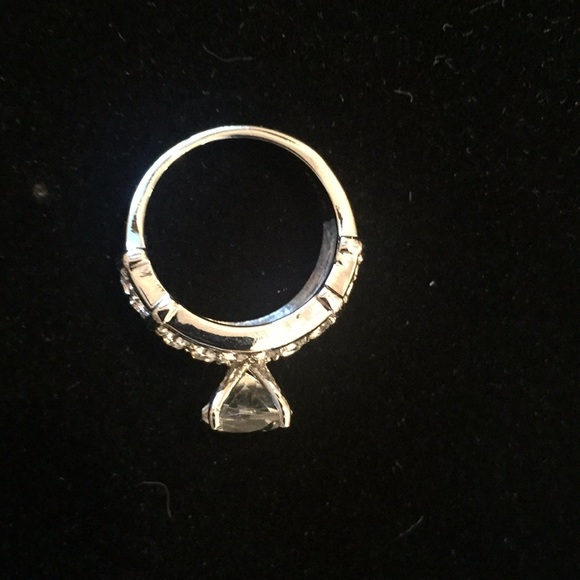 Big Green Prasiolite (Green Amethyst) - Picture 3 of 8